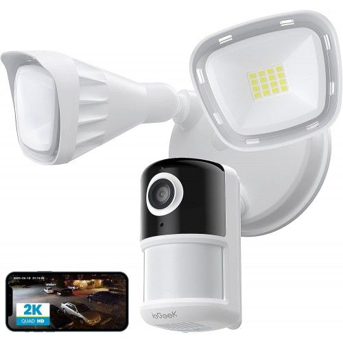 ieGeek Floodlight Security Camera, 2K Outdoor Security Camera w/2600-lumen Light
